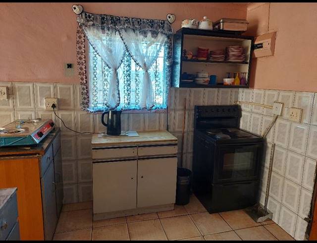 3 BEDROOM HOUSE FOR SALE IN VILLA LIZA